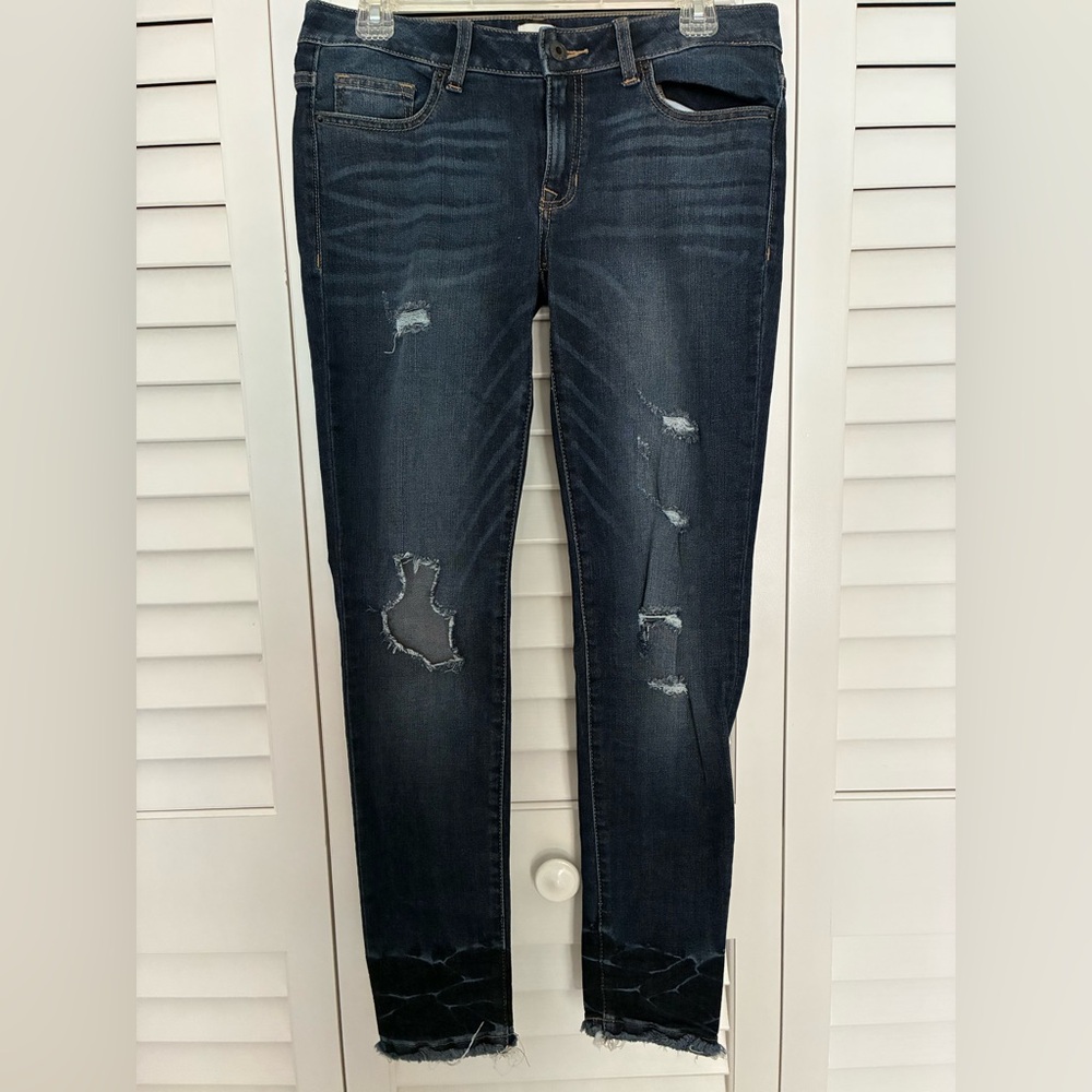 Sneakpeek Distressed Skinny Jeans